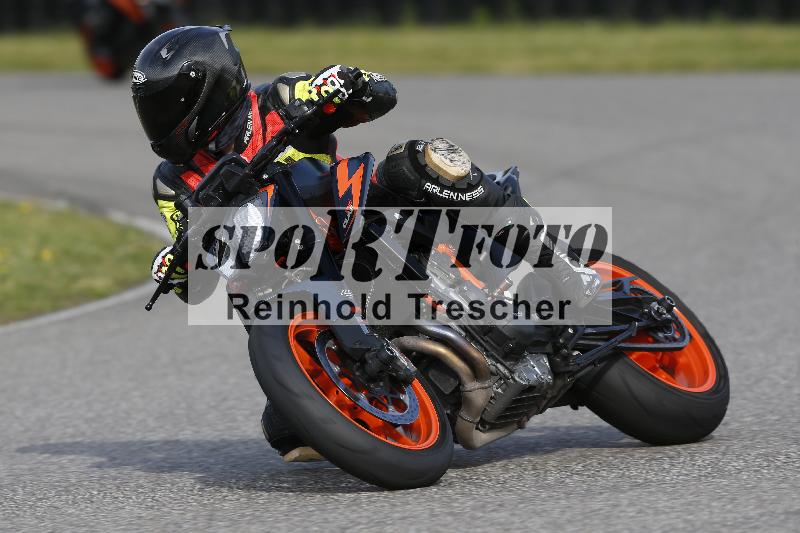 Archiv-2025/08 20.04.2025 Speer Racing ADR/Gruppe gelb/2